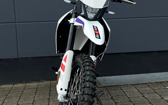Neufahrzeug Aprilia RX 125 - Bild 2
