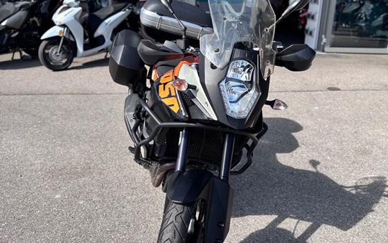 Gebrauchtmotorrad KTM 1050 Adventure - Bild 2 Gebrauchtmotorrad KTM 1050 Adventure - Bild 2