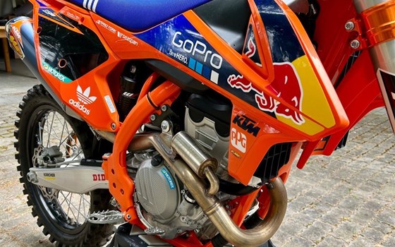 Gebrauchtmotorrad KTM 250 SX-F Factory Edition - Bild 8 Gebrauchtmotorrad KTM 250 SX-F Factory Edition - Bild 8