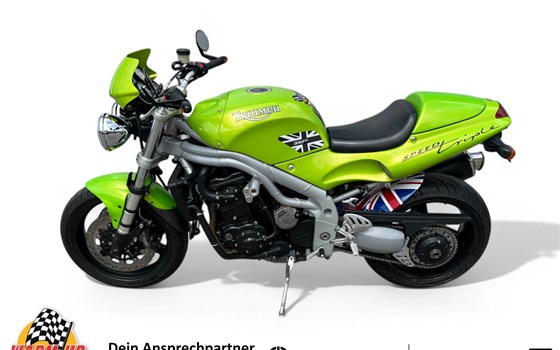 Gebrauchtmotorrad Triumph Speed Triple 955i - Bild 10