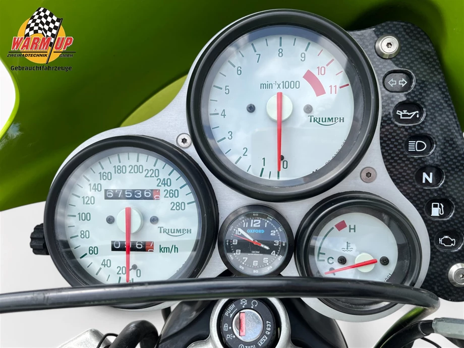 Angebot Triumph Speed Triple 955i Bild 8: Angebot Triumph Speed Triple 955i