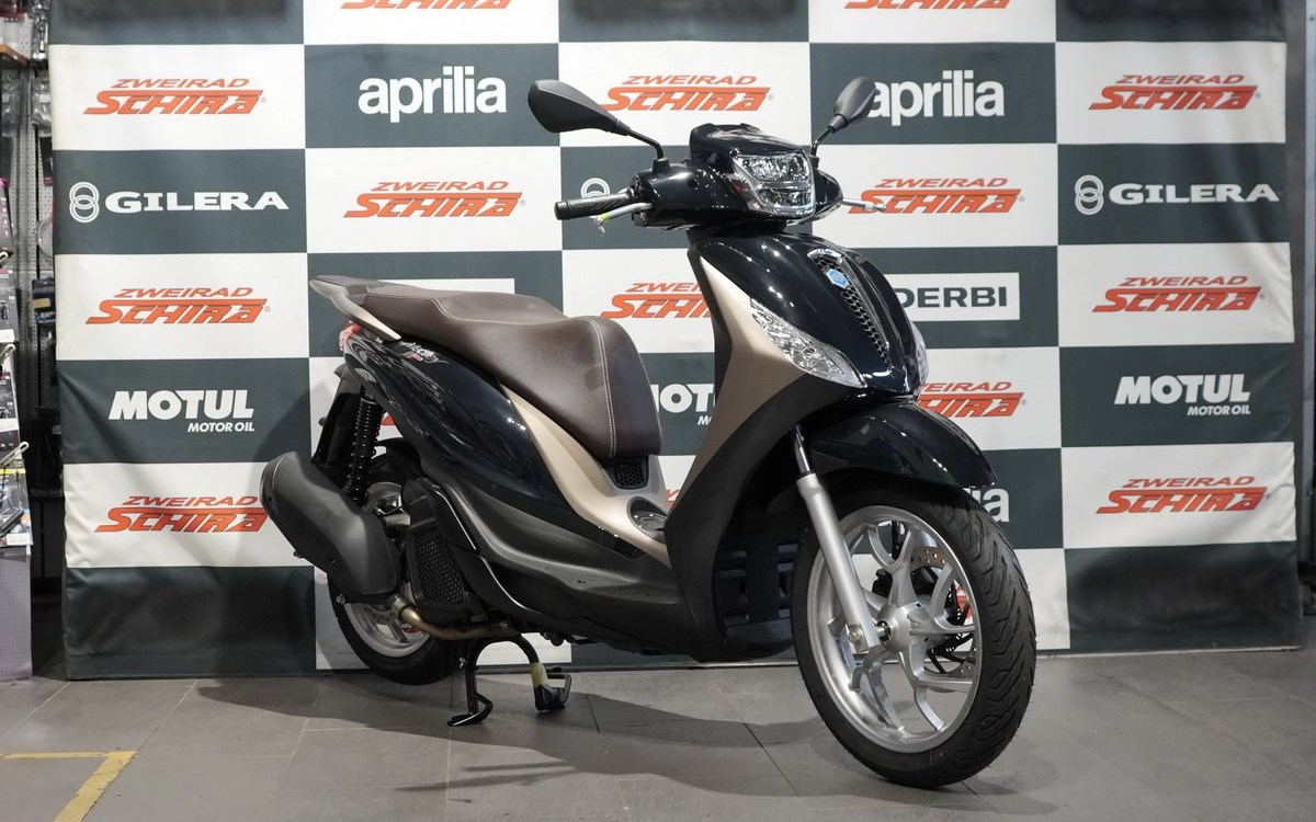 Zum Vergrößern bitte anklicken! Angebot Piaggio Medley 125