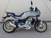 Neumotorrad Moto Guzzi V100 Mandello Aviazione Navale 