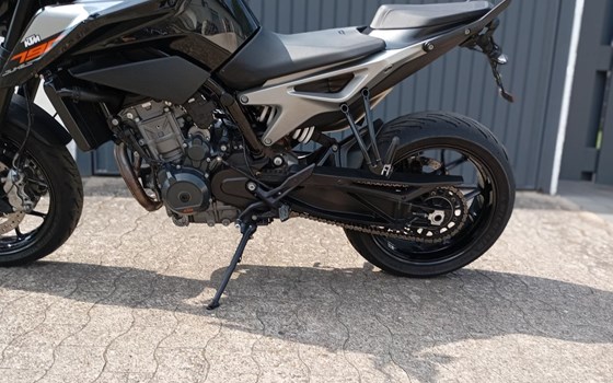 Gebrauchtmotorrad KTM 790 Duke - Bild 15