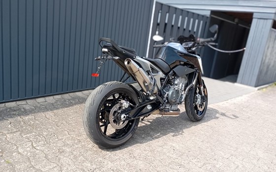 Gebrauchtmotorrad KTM 790 Duke - Bild 3