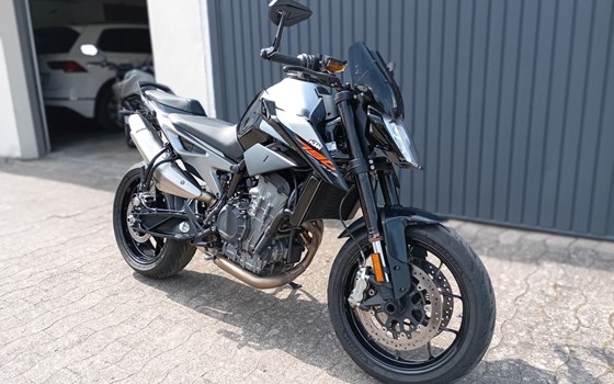 Gebrauchtmotorrad KTM 790 Duke - Bild 5