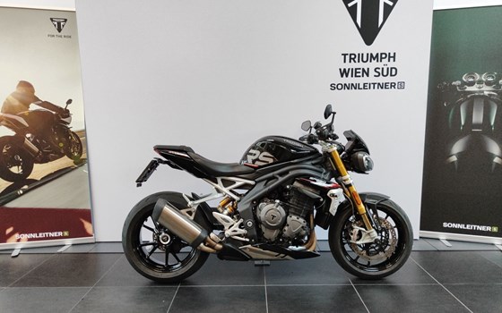 Gebrauchtmotorrad Triumph Speed Triple RS - Bild 2 Gebrauchtmotorrad Triumph Speed Triple RS - Bild 2