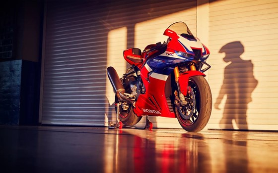 Gebrauchtmotorrad Honda CBR1000RR-R Fireblade - Bild 4