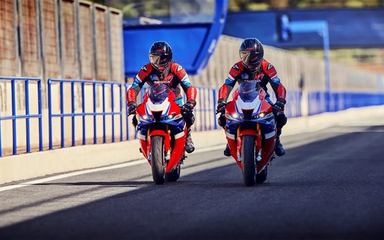 Gebrauchtmotorrad Honda CBR1000RR-R Fireblade - Bild 5