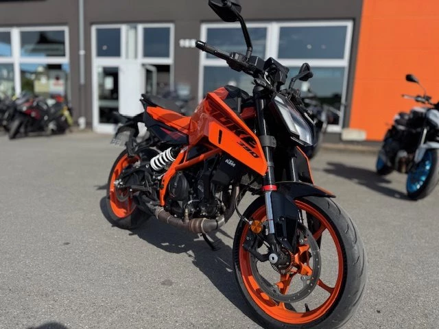 Angebot KTM 390 Duke Bild 2: Angebot KTM 390 Duke