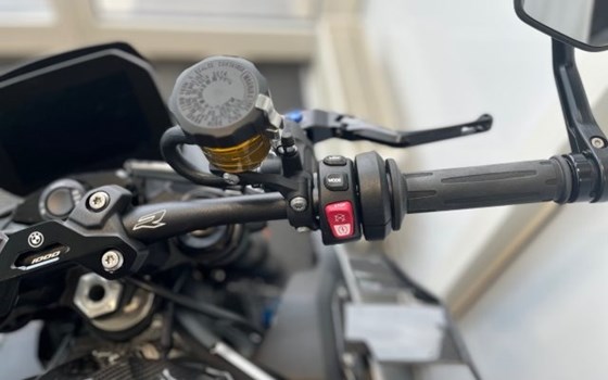 Gebrauchtmotorrad BMW M 1000 R - Bild 5