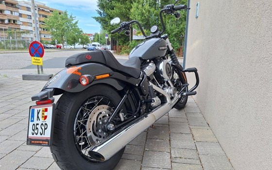 Gebrauchtmotorrad Harley-Davidson Street Bob 117 - Bild 4 Gebrauchtmotorrad Harley-Davidson Street Bob 117 - Bild 4