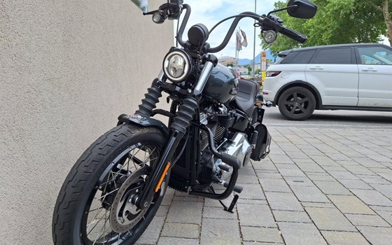 Gebrauchtmotorrad Harley-Davidson Street Bob 117 - Bild 5 Gebrauchtmotorrad Harley-Davidson Street Bob 117 - Bild 5