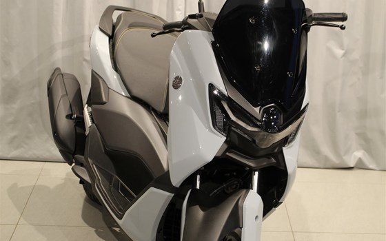 Gebrauchtmotorrad Yamaha NMAX 125 Tech MAX - Bild 4