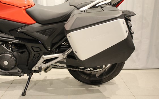 Gebrauchtmotorrad Honda NC750X DCT - Bild 10
