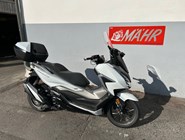 Honda Forza 350