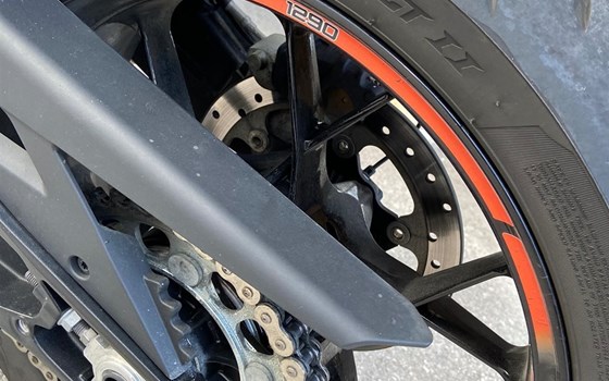 Gebrauchtmotorrad KTM 1290 Super Adventure S - Bild 3 Gebrauchtmotorrad KTM 1290 Super Adventure S - Bild 3