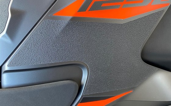 Gebrauchtmotorrad KTM 1290 Super Adventure S - Bild 6 Gebrauchtmotorrad KTM 1290 Super Adventure S - Bild 6