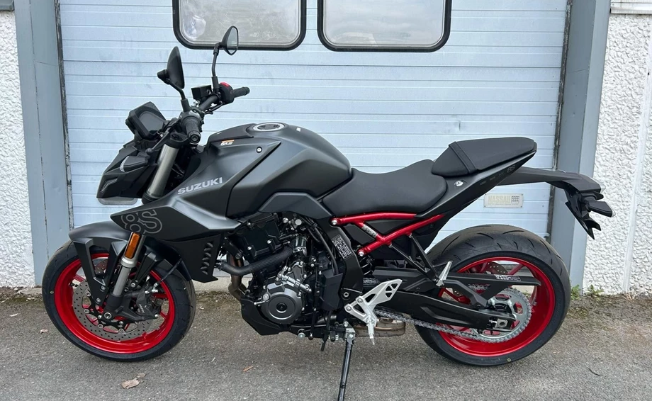 Angebot Suzuki GSX-8S Bild 2: Angebot Suzuki GSX-8S