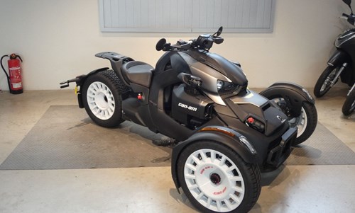 Can-Am Ryker 900 Rally Edition
