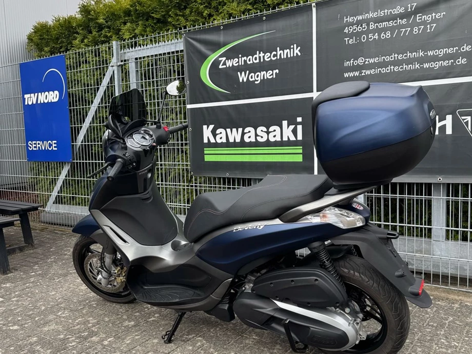 Angebot Piaggio Beverly 350ie ABS/ASR Bild 3: Angebot Piaggio Beverly 350ie ABS/ASR