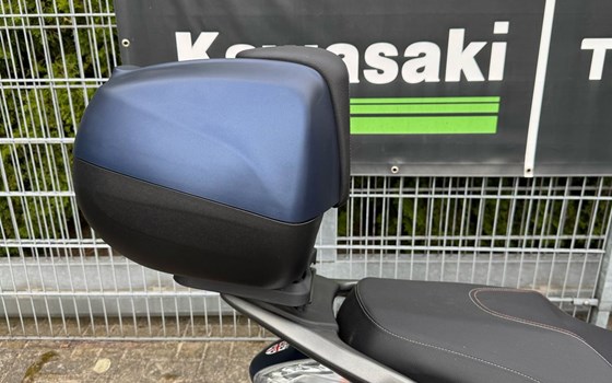 Gebrauchtmotorrad Piaggio Beverly 350ie ABS/ASR - Bild 6