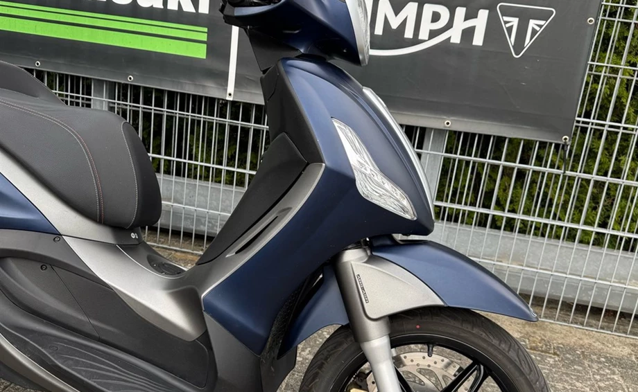 Angebot Piaggio Beverly 350ie ABS/ASR Bild 7: Angebot Piaggio Beverly 350ie ABS/ASR