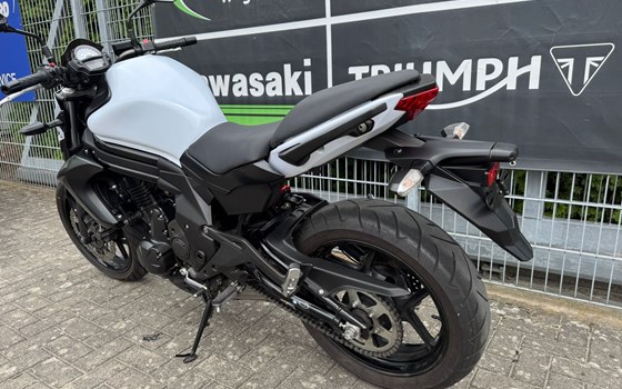 Gebrauchtmotorrad Kawasaki ER-6n - Bild 9