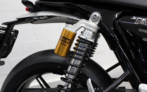 Motorrad Occasion Triumph Speed Twin 1200 RS - Bild 7