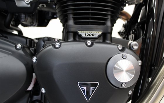 Motorrad Occasion Triumph Speed Twin 1200 RS - Bild 8