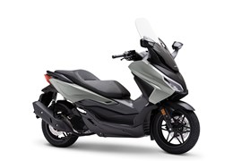 Neumotorrad Honda Forza 125