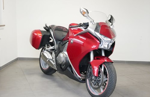 Gebrauchtmotorrad Honda VFR 1200 F