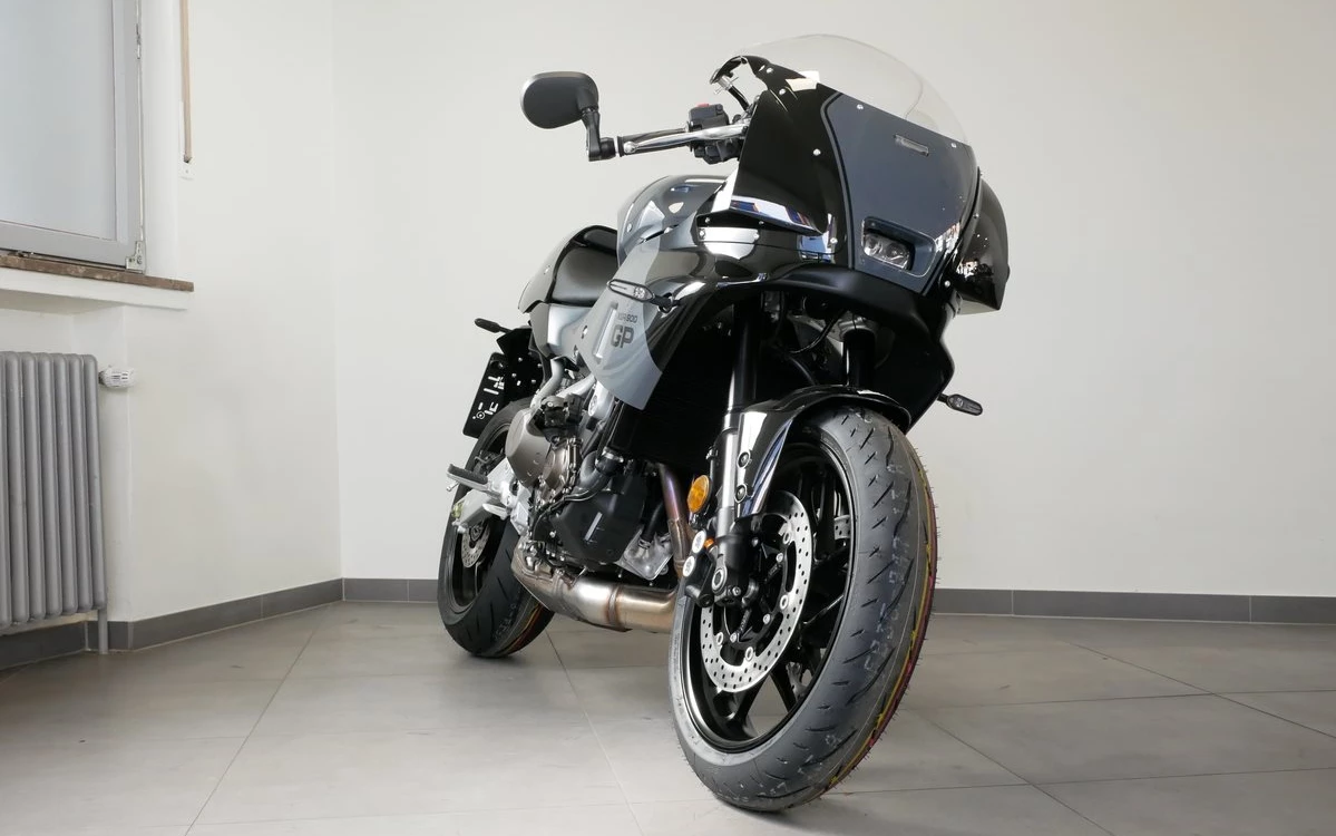 Zum Vergrößern bitte anklicken! Angebot Yamaha XSR900 GP