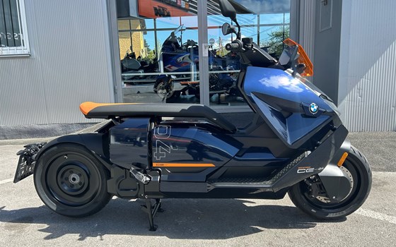 Gebrauchtmotorrad BMW CE 04 - Bild 1 Gebrauchtmotorrad BMW CE 04 - Bild 1