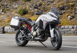 Neumotorrad Ducati Multistrada V4 S