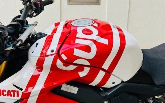 Neufahrzeug Ducati Streetfighter V4 S - Bild 3