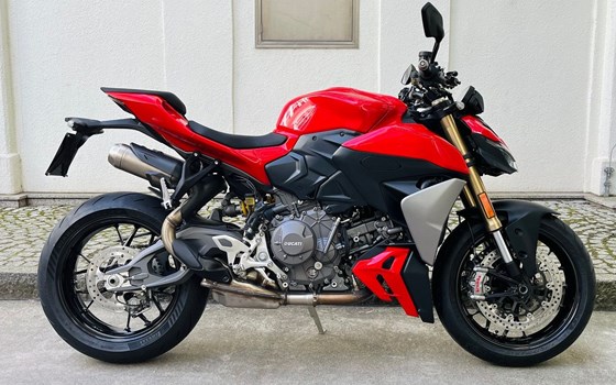 Neufahrzeug Ducati Streetfighter V2 - Bild 1