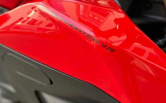 Neufahrzeug Ducati Streetfighter V2 - Bild 4