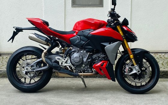 Neufahrzeug Ducati Streetfighter V2 S - Bild 1