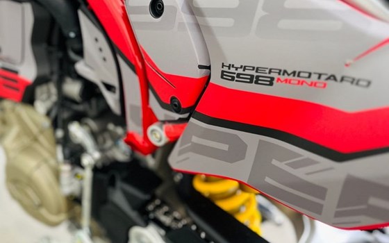 Neufahrzeug Ducati Hypermotard 698 Mono - Bild 10