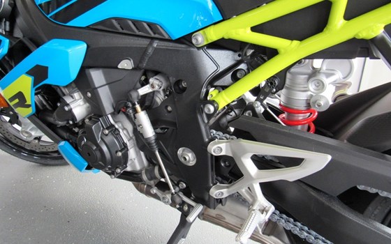 Gebrauchtmotorrad BMW S 1000 R - Bild 12