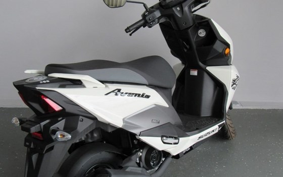 Neufahrzeug Suzuki Avenis 125 - Bild 6