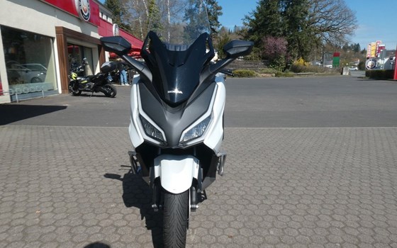 Gebrauchtmotorrad Honda Forza 350 - Bild 3