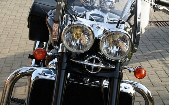 Gebrauchtmotorrad Triumph Rocket III Roadster - Bild 1