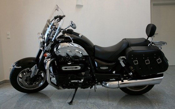 Gebrauchtmotorrad Triumph Rocket III Roadster - Bild 13