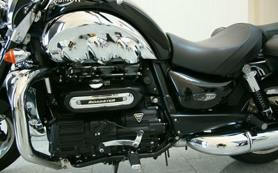 Gebrauchtmotorrad Triumph Rocket III Roadster - Bild 14