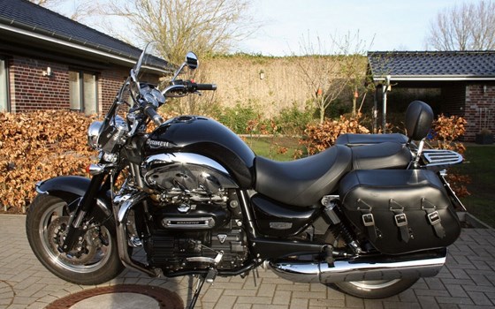 Gebrauchtmotorrad Triumph Rocket III Roadster - Bild 5