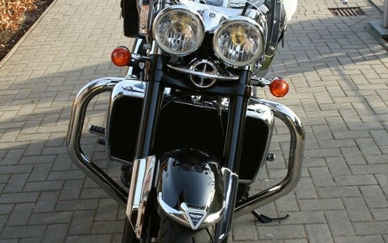 Gebrauchtmotorrad Triumph Rocket III Roadster - Bild 6