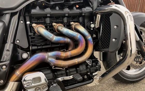 Gebrauchtmotorrad Triumph Rocket III Roadster - Bild 4