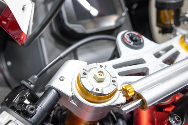 Bimota KB 4 (rot) - Bild 9